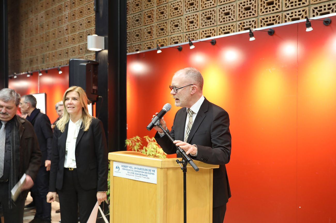 Conférence de M. Haïm KORSIA, grand rabbin de France et vernissage de l'exposition des élèves de la classe de M. Denis FRANOUX