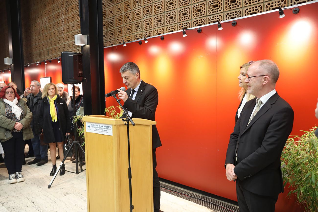 Conférence de M. Haïm KORSIA, grand rabbin de France et vernissage de l'exposition des élèves de la classe de M. Denis FRANOUX